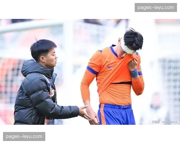 刘洋带病出战刷新抢断纪录 泰山边卫展现铁血防守